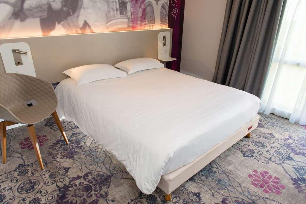 Brit Hotel Nantes Vigneux - L'Atlantel Pokoj fotografie