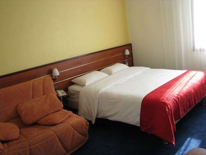 Brit Hotel Nantes Vigneux - L'Atlantel Pokoj fotografie